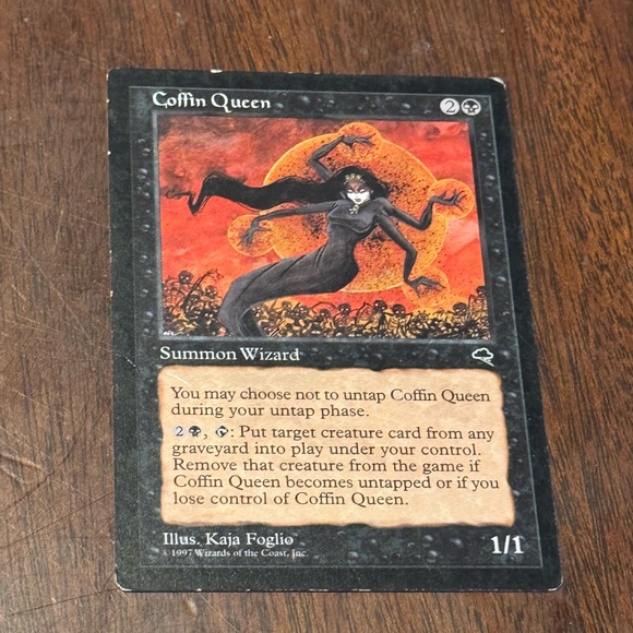 Coffin Queen Card Game by - Black and Orange - Picture 1 of 2